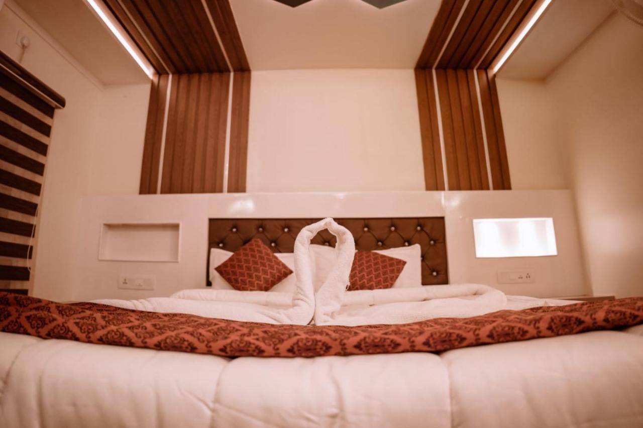 Venice Premium Houseboats Alleppey Alappuzha Eksteriør bilde