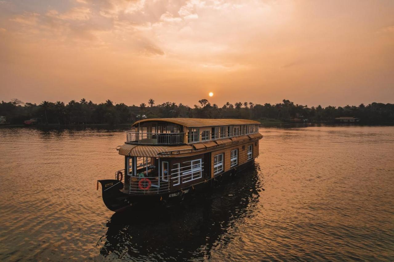 Venice Premium Houseboats Alleppey Alappuzha Eksteriør bilde