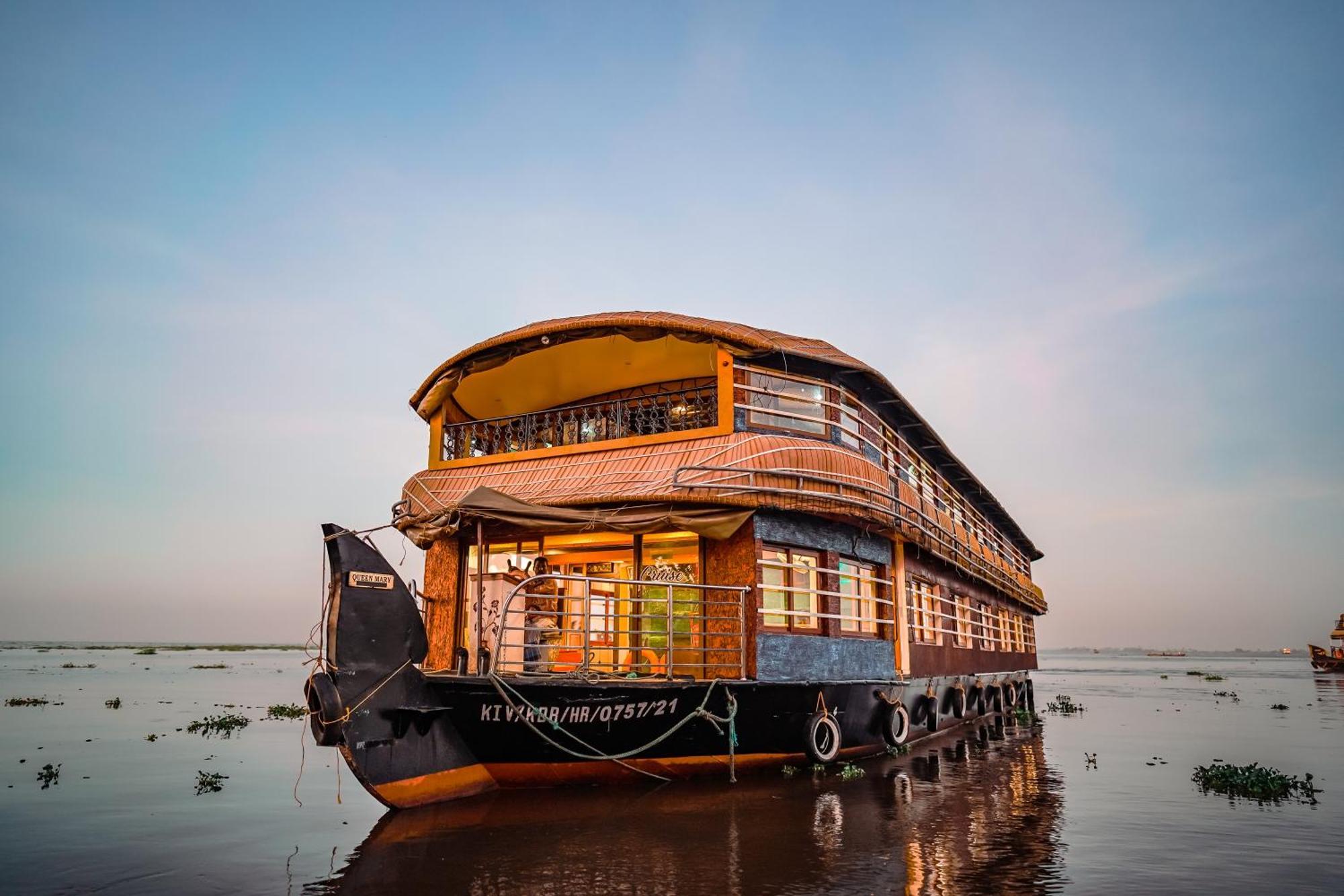 Venice Premium Houseboats Alleppey Alappuzha Eksteriør bilde