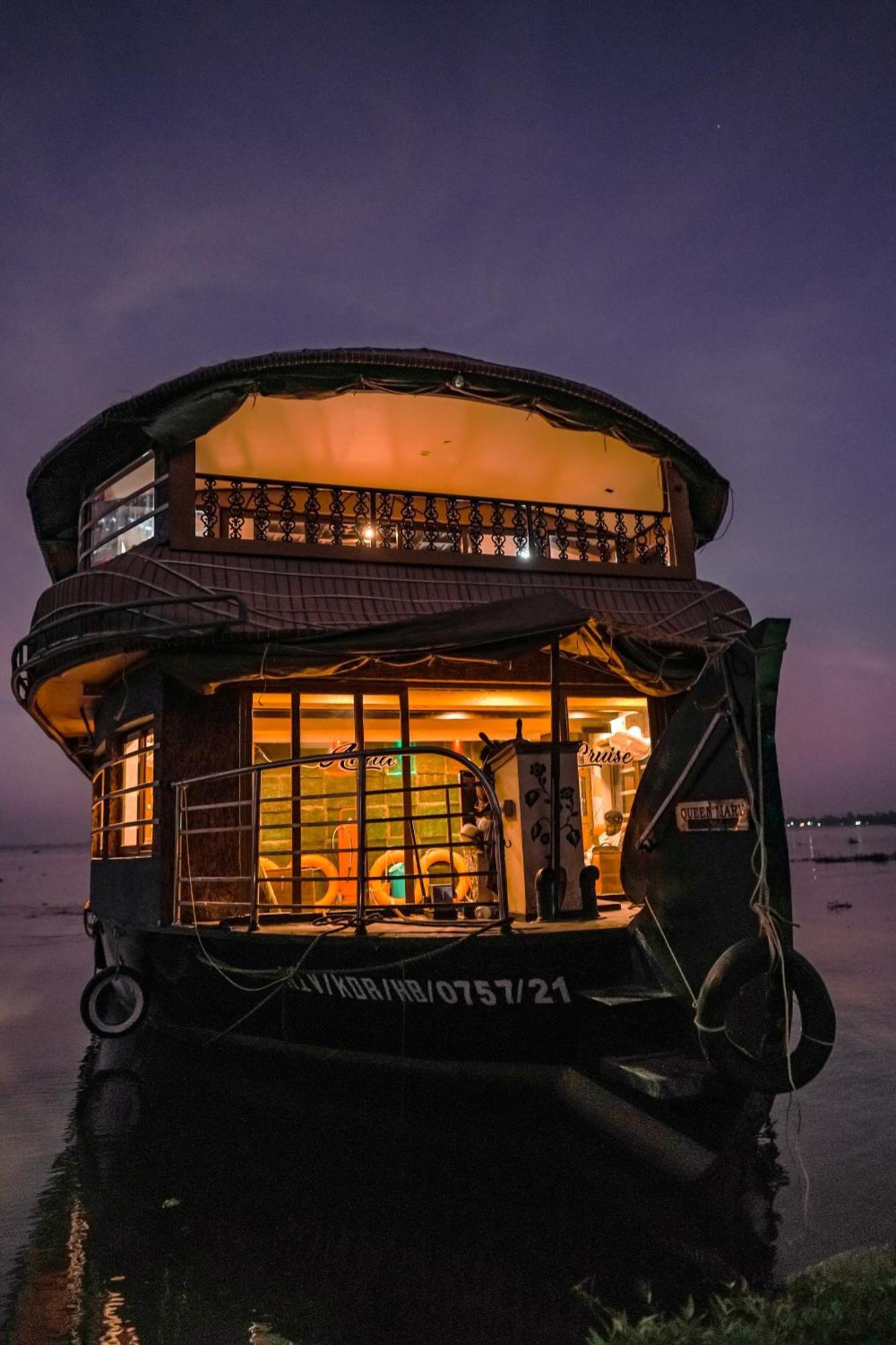 Venice Premium Houseboats Alleppey Alappuzha Eksteriør bilde