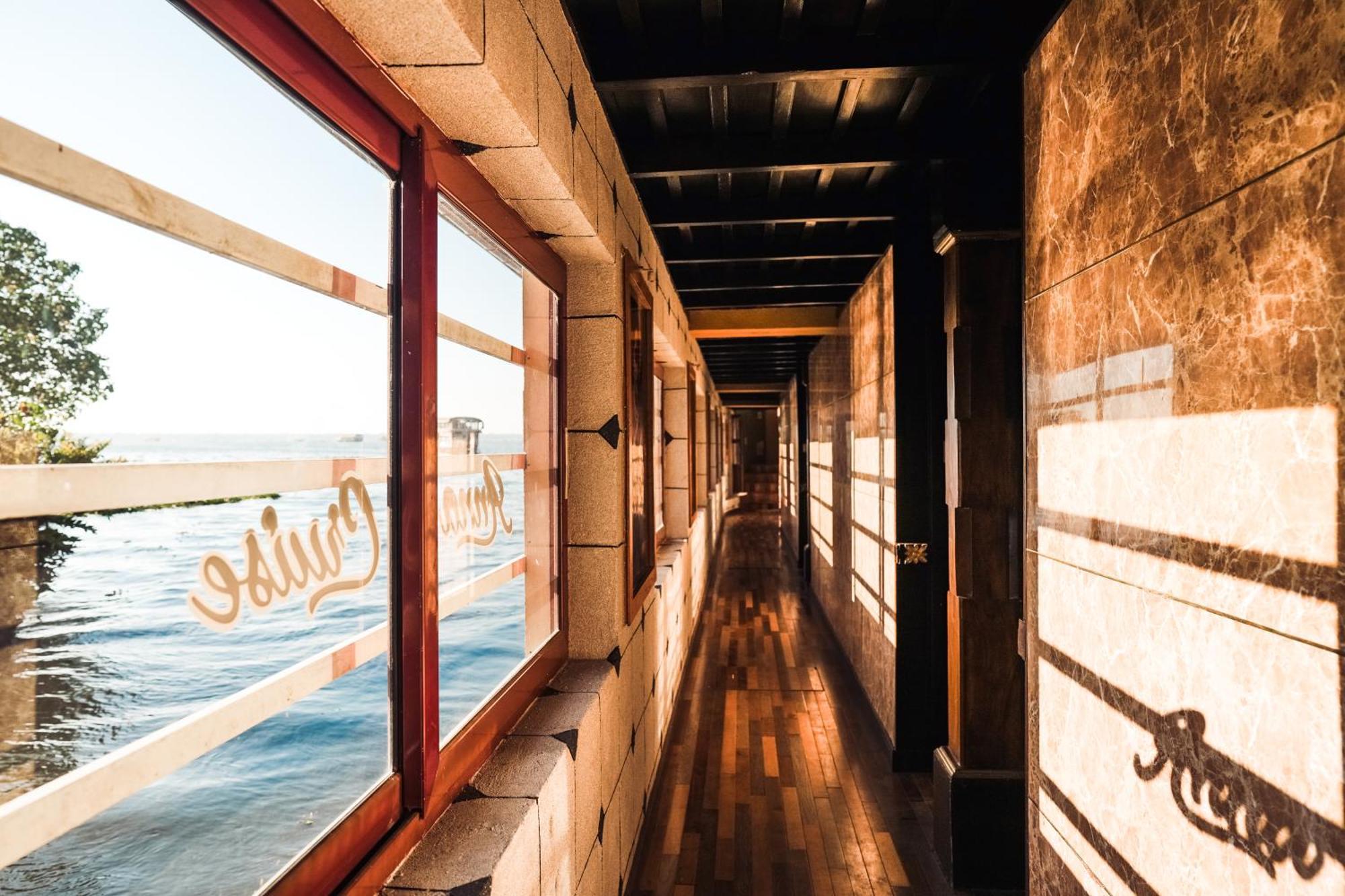 Venice Premium Houseboats Alleppey Alappuzha Eksteriør bilde