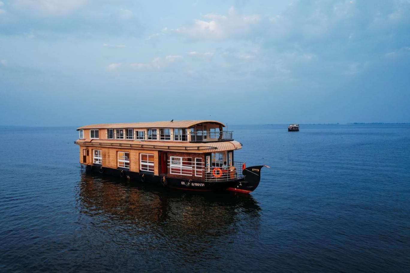Venice Premium Houseboats Alleppey Alappuzha Eksteriør bilde
