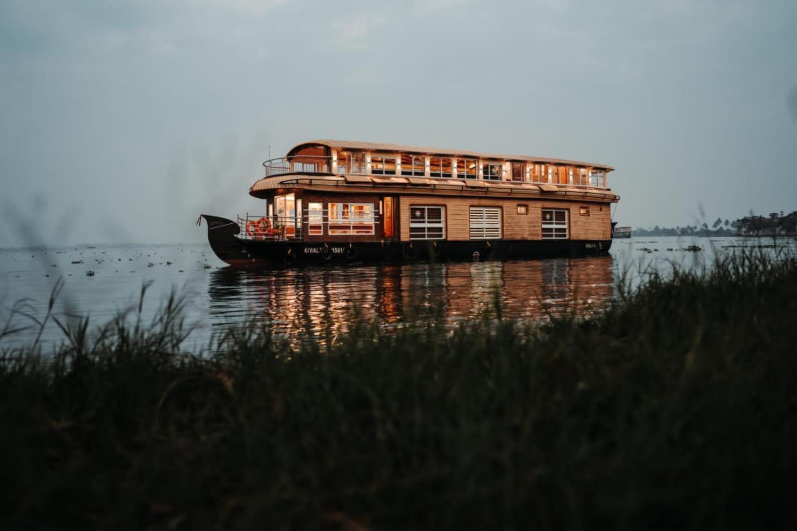 Venice Premium Houseboats Alleppey Alappuzha Eksteriør bilde